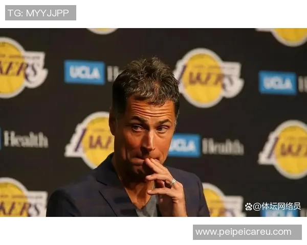 湖人基本不会交易里弗斯，就里弗斯这个水平，除非换到阿门这种球员，不然湖管基本不会放的